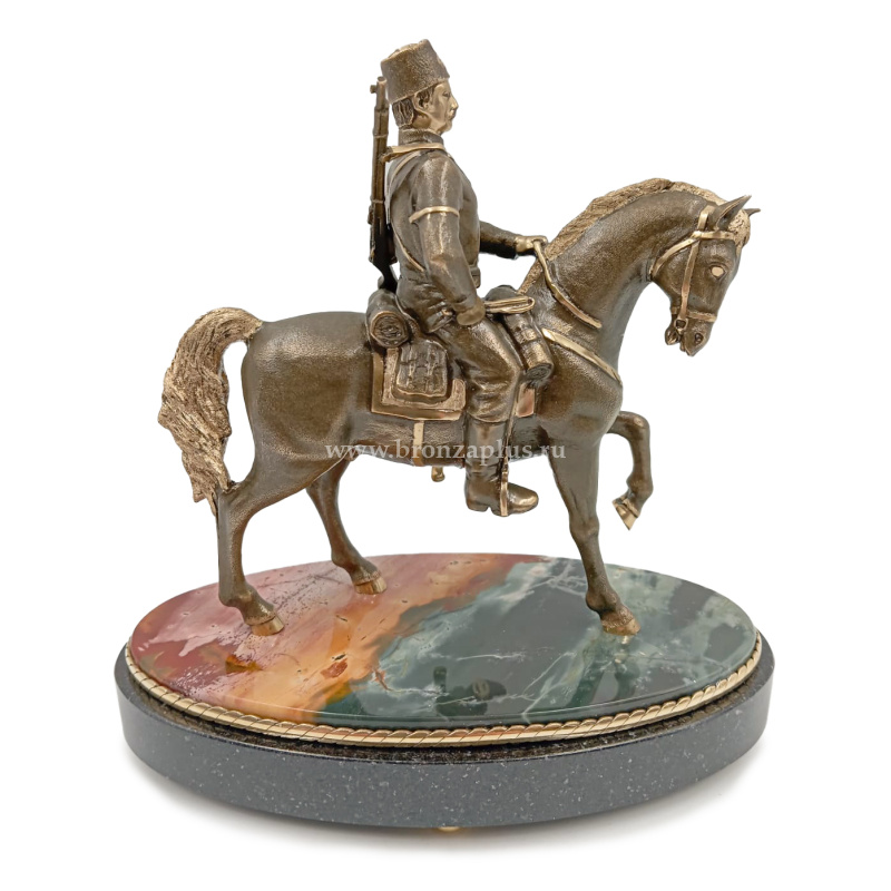 Статуэтка "Казак на коне"