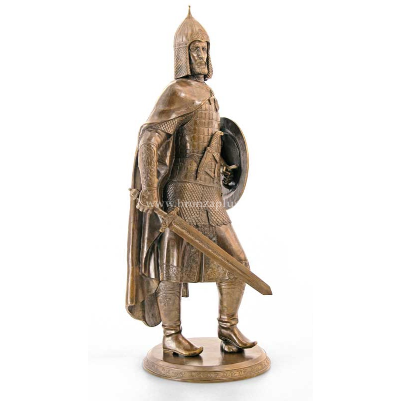 Скульптура "Русский воин"