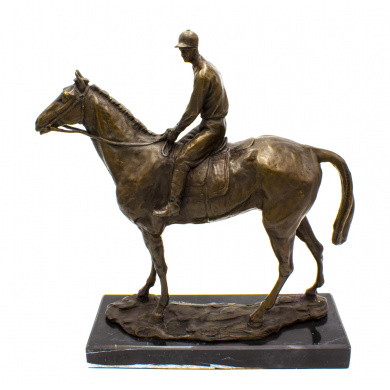 Бронзовая скульптура "Жокей на коне"