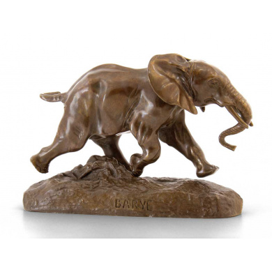 Скульптура «Бегущий слон»