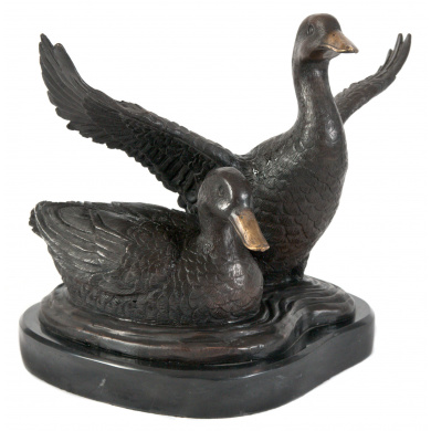 Бронзовая скульптура "Утки на озере"