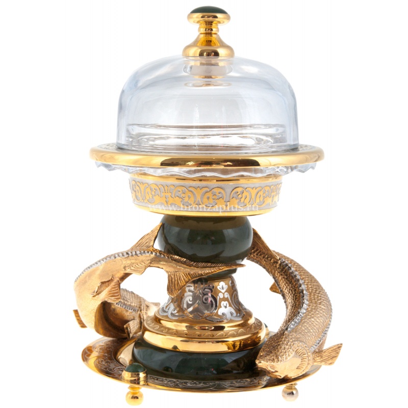 Икорница с двумя осетрами с нефритом